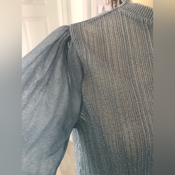 🆕 Zara metallic thread, long sleeve top. - Picture 8 of 13